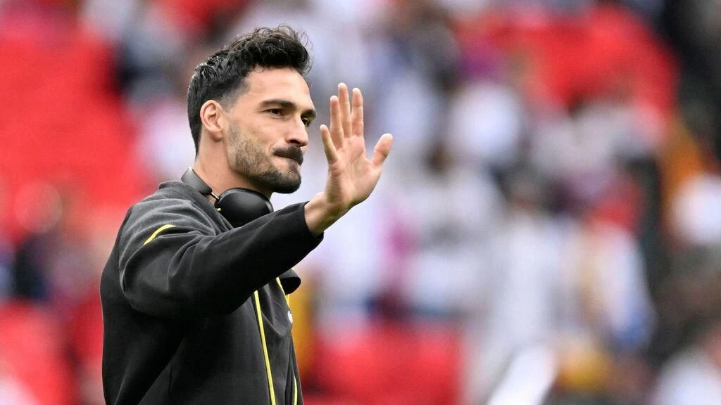 Mats Hummels neue Freundin gemeinsam mit ihm unterwegs