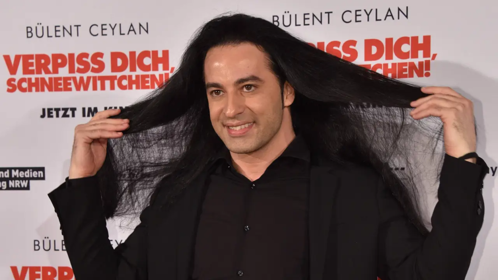 Dina Ceylan und Bülent Ceylan auf dem roten Teppich