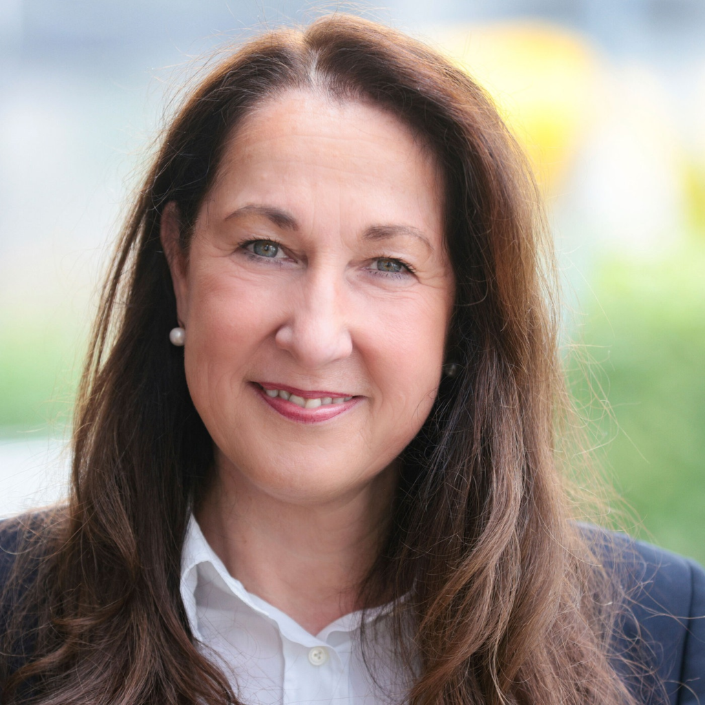 Iris Stalzer bei beruflichem Termin – Hintergrund zu Iris Stalzer Ehemann