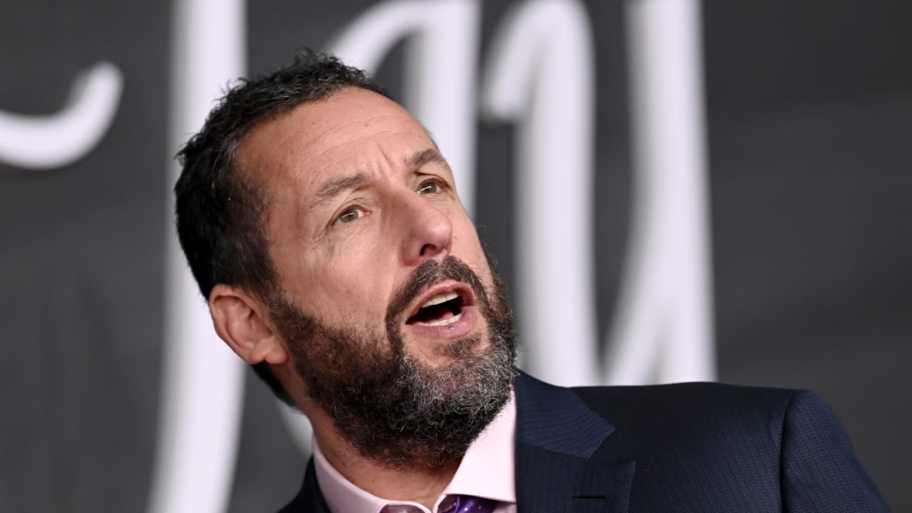 Adam Sandler Vermögen 400 Millionen Euro – Schauspieler bei Filmpremiere