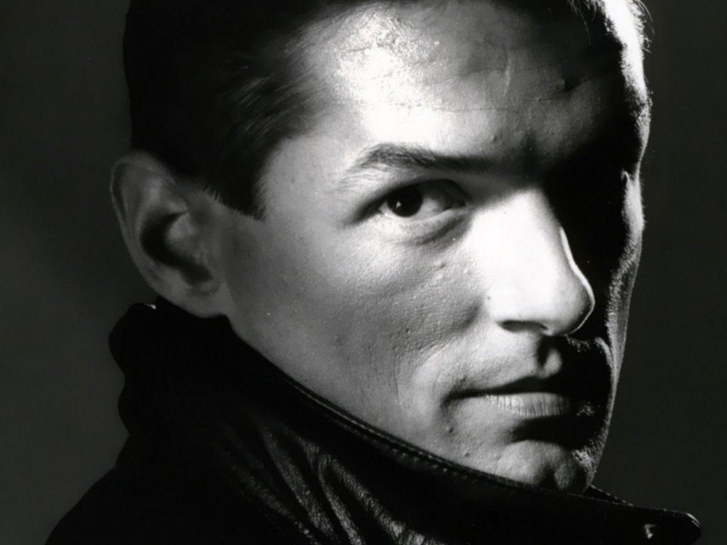 Falco Todesursache im Kontext seines berühmten Songs Rock Me Amadeus