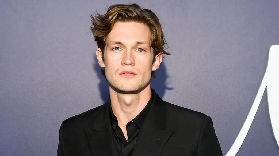 Serien mit Damian Hardung von Netflix bis Prime Video